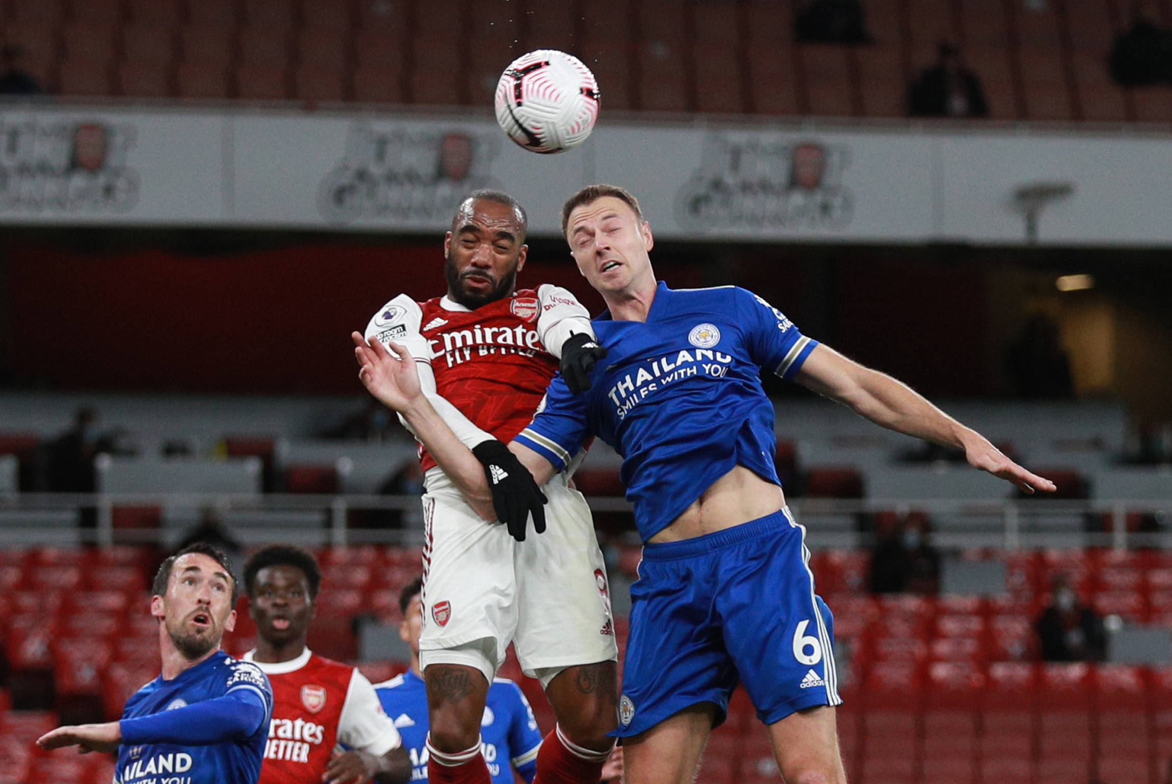 的多方面因 的多方面因